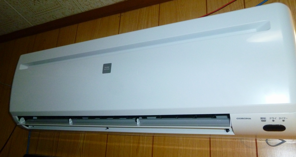 コロナの冷房専用エアコンRC-2217R-Wのレビュー | はんぺん.net